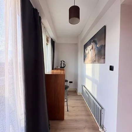 Taksim Square-1br Rooftop 07